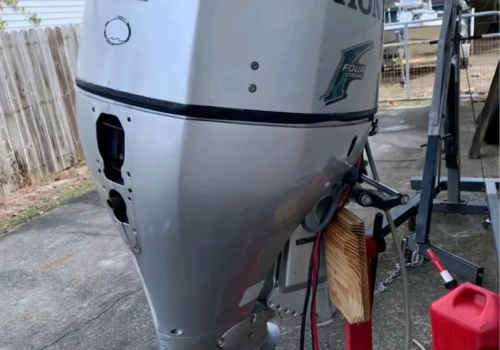 2010 Honda BF150 150HP 4-Stroke Outboard Motor for Sale – 250 Hours, 25″ Shaft, BayStar Steering Included