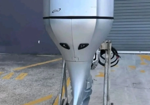 2013 Honda BF225 225HP 4-Stroke Outboard Motor for Sale – 220 Hours, 25″ XL Shaft, Complete Rigging