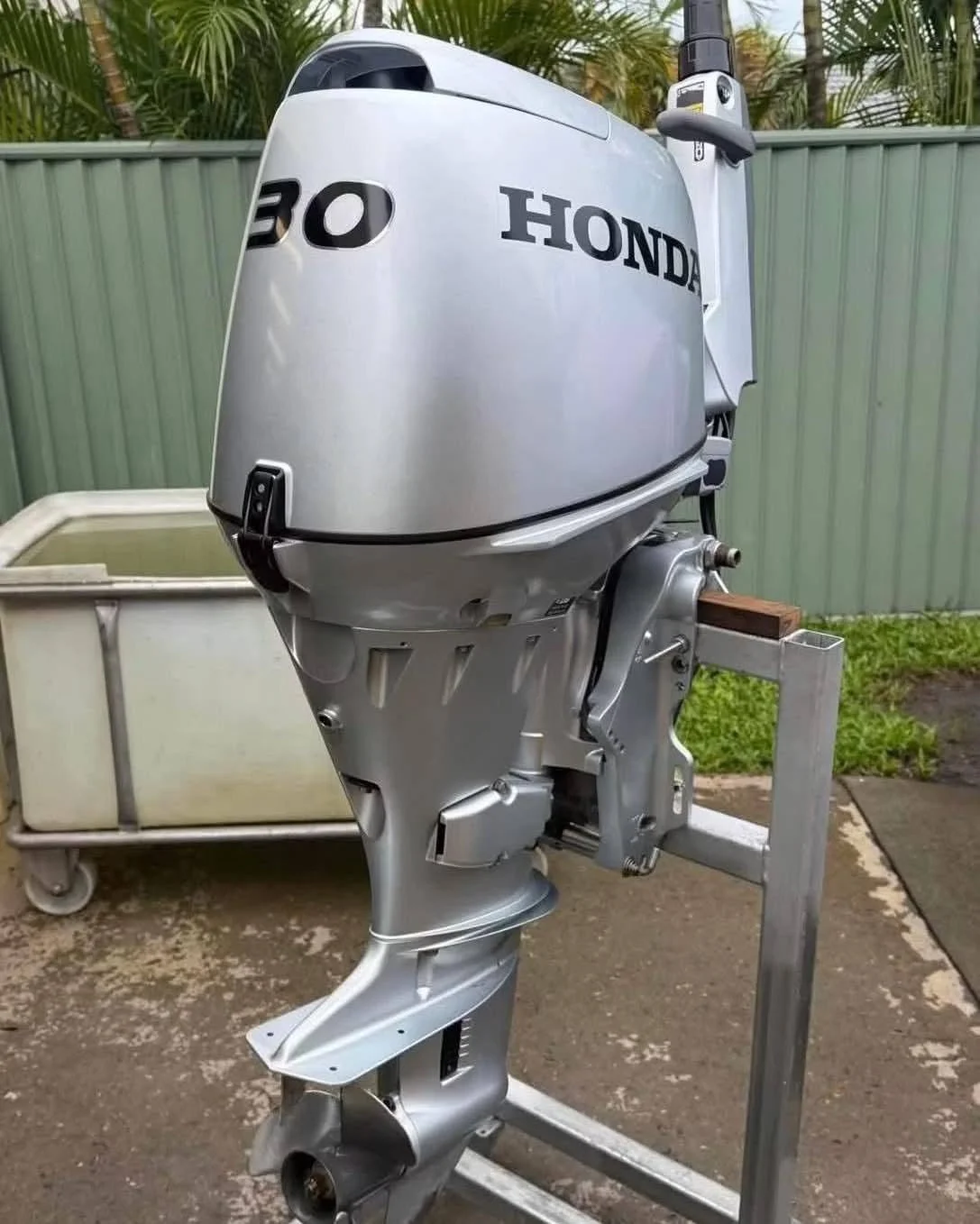 2024 Honda BF30 30HP 4-Stroke Tiller Outboard Motor - Image 4