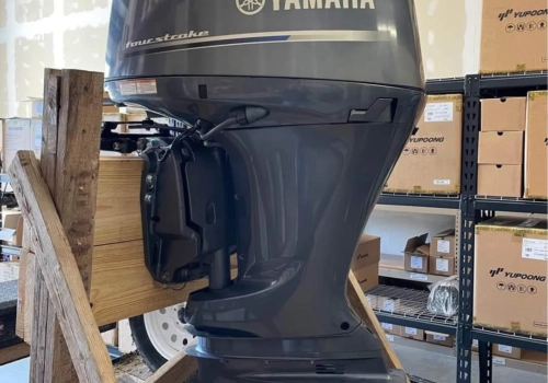 2017 Yamaha F200 200HP 4-Stroke EFI Outboard Motor