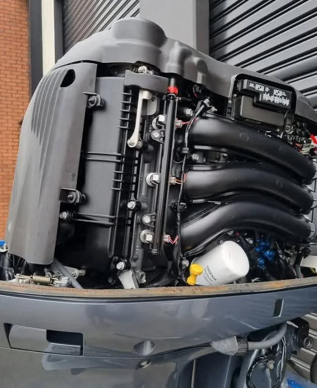 2017 Yamaha F250 250HP 4-Stroke EFI Outboard Motor - Image 5