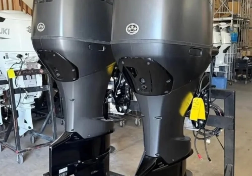 Used Twin Suzuki 350 Stealth Outboard Motors